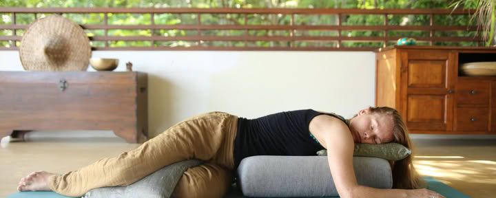 The Hearth- An Evening Of Restorative Yoga, Massage & Rest