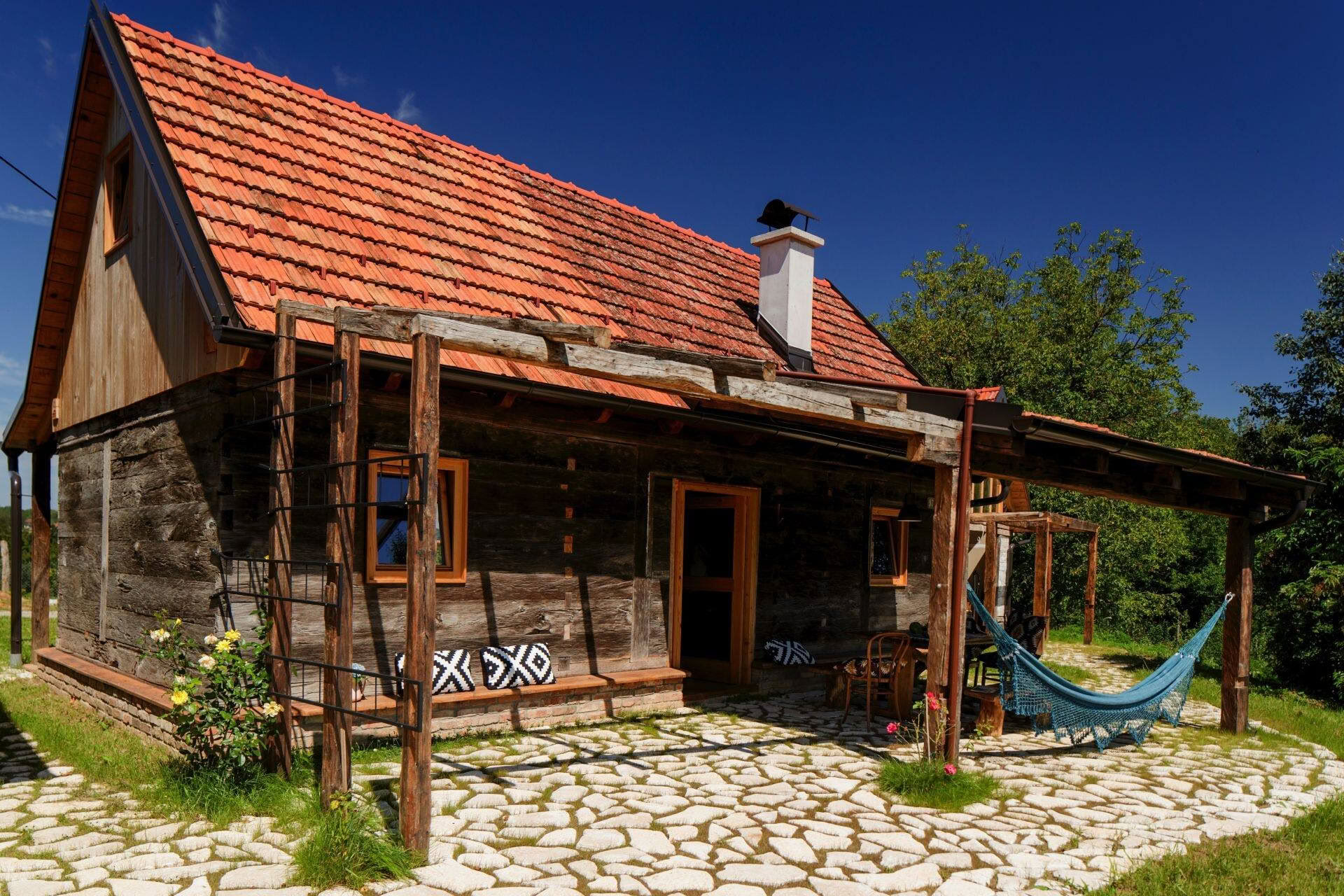 Vinyasa: Energize & Unwind