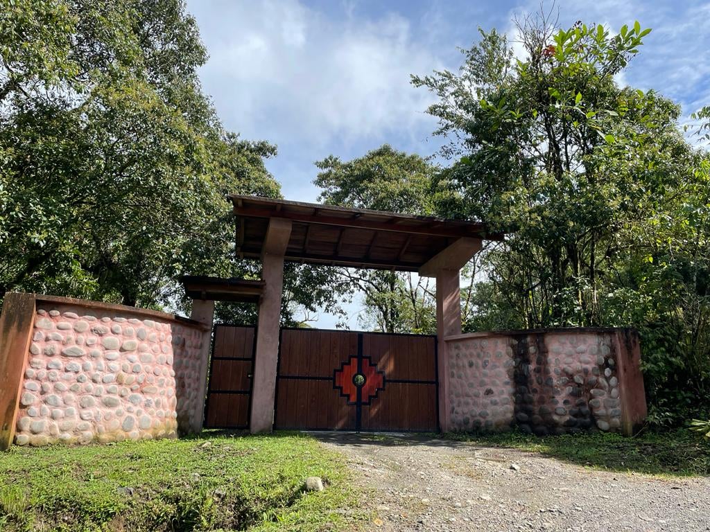 Hayulima: Spiritual and Plant medicine retreats