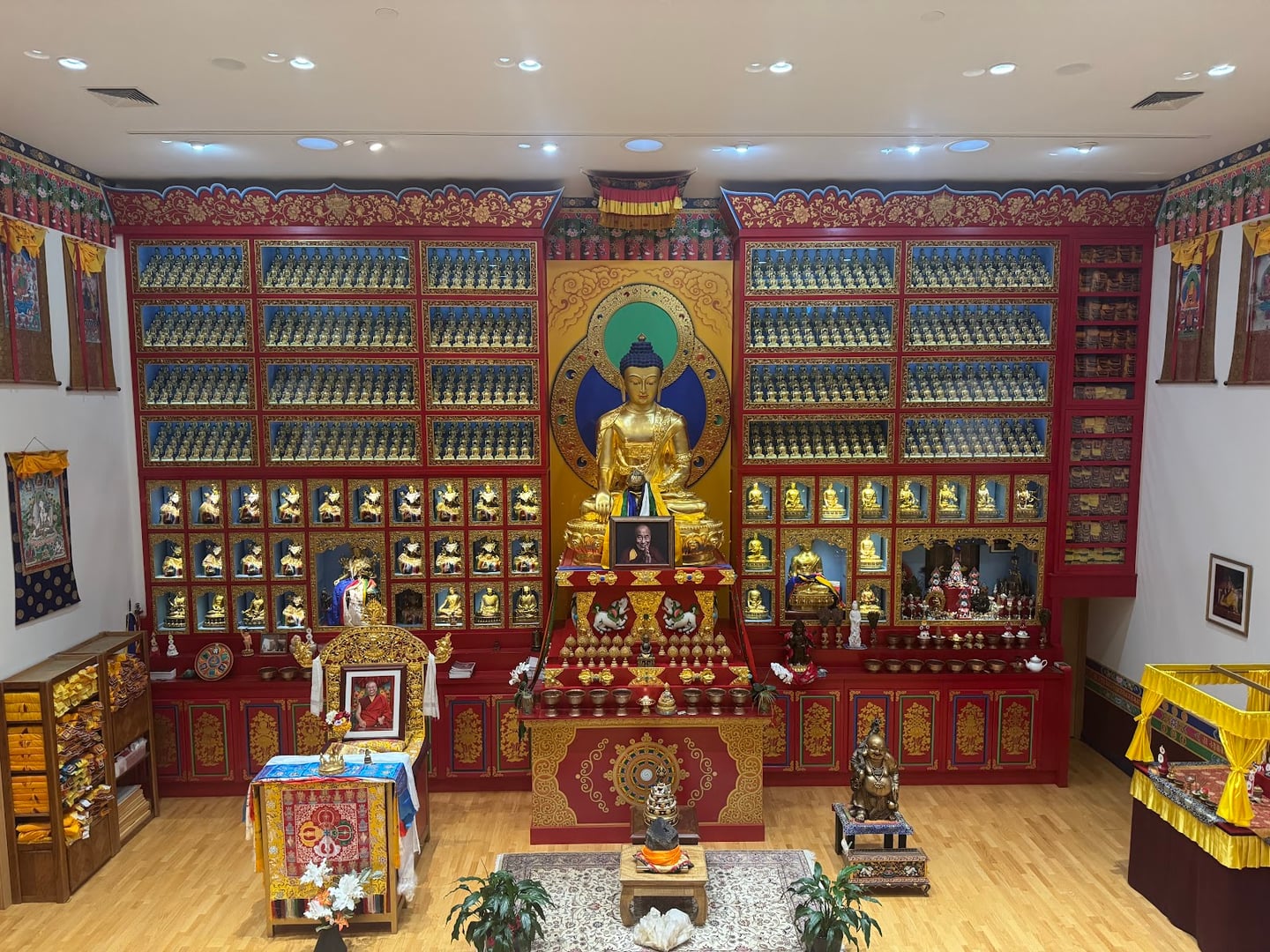 Vajra Vidya Retreat Center