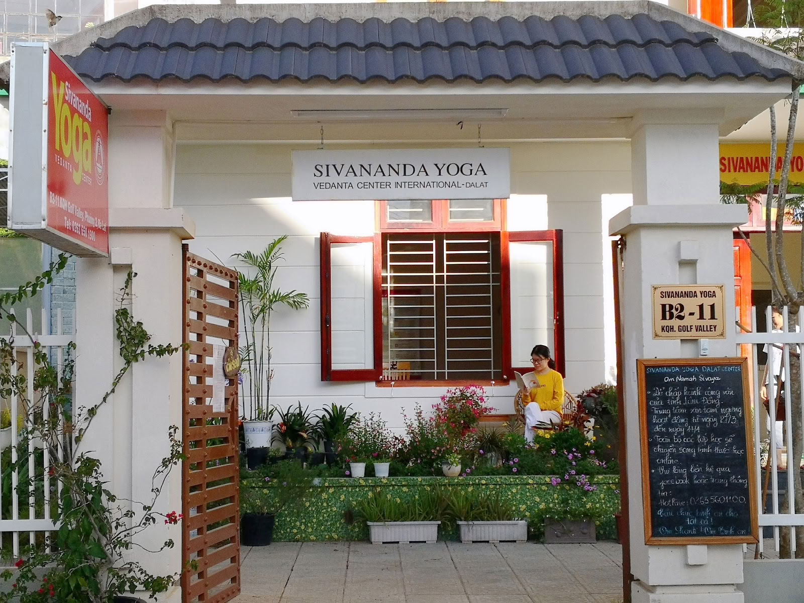 Sivananda Yoga Vedanta Center Dalat