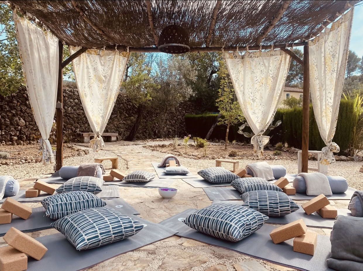 Usha Kaur - Sacred Ceremony|Yoga|Retreats