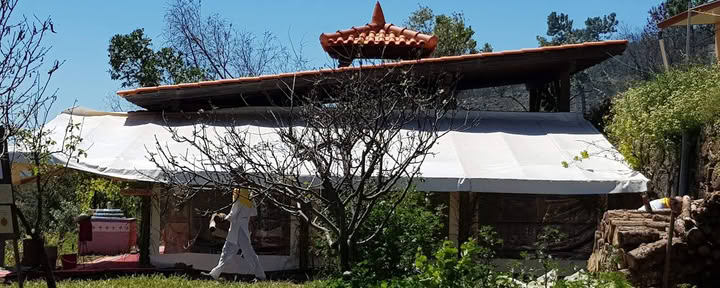 Centro de Retiros Karuna