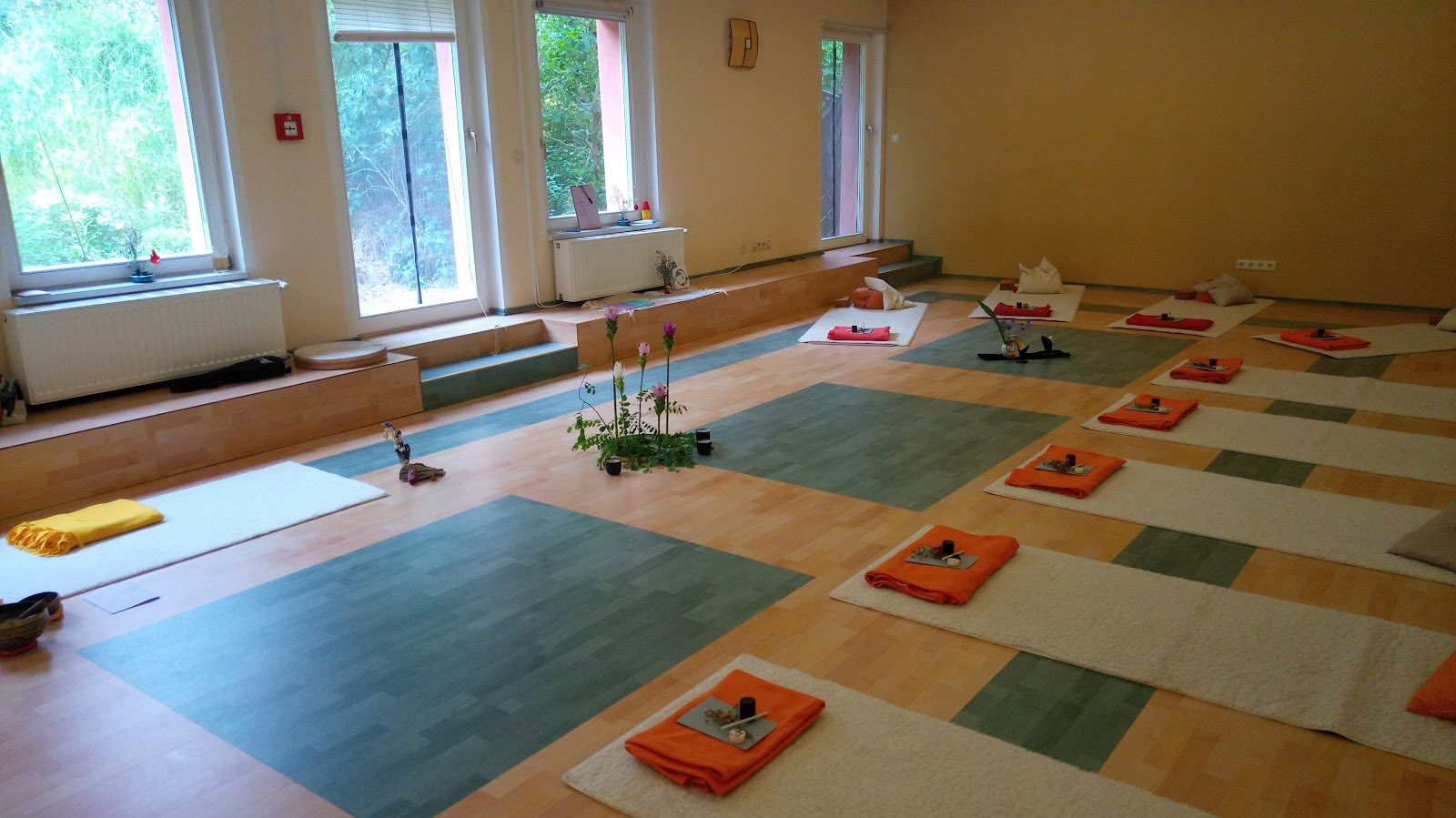 IKEBUNY Space for Consciousness & Self-Care