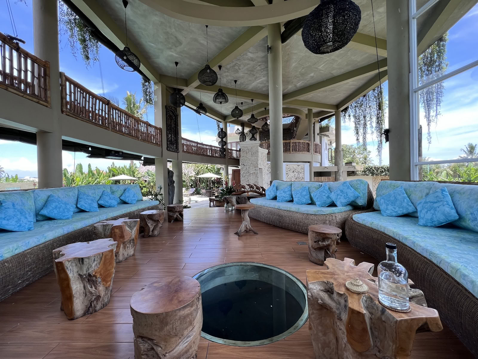 Floating Leaf Eco-Luxury Retreat