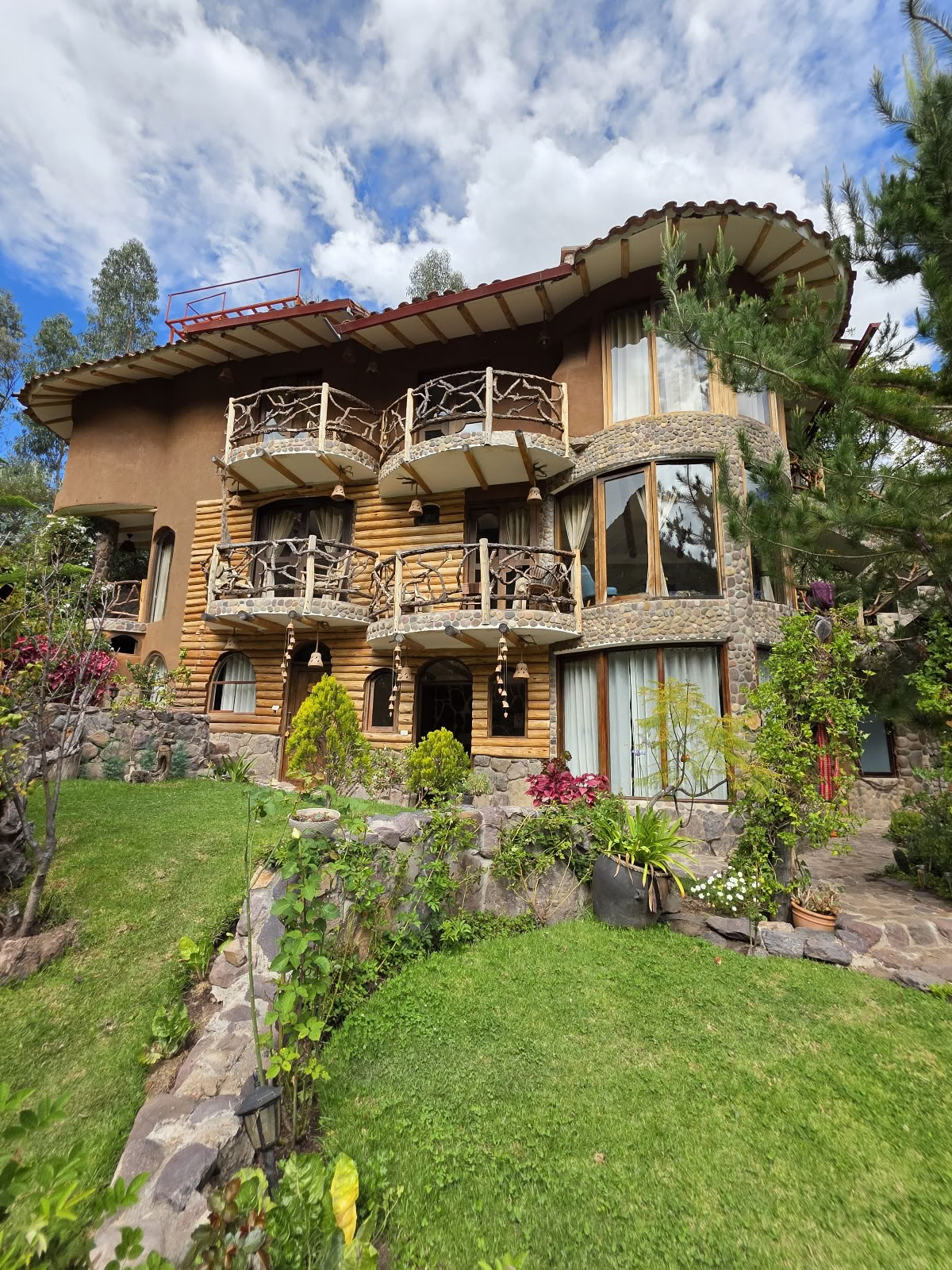 Raices Inkas Retreat Center