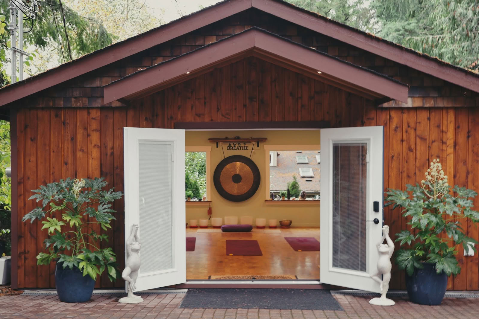 Lakeside Retreat