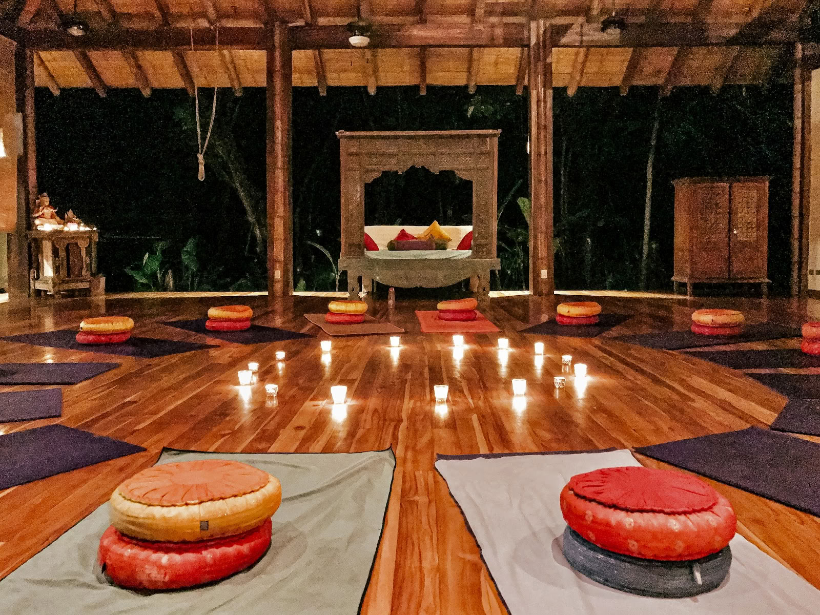 Pura Vida Yoga & Well-being Retreats