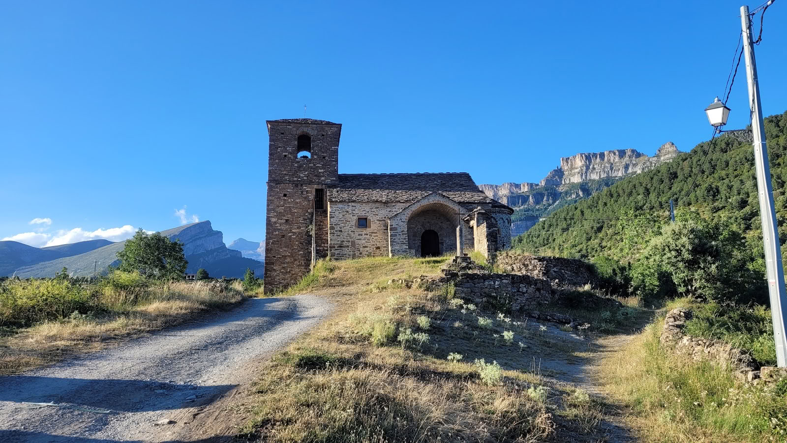 Casa Cuadrau: Yoga, Art & Nature in the Pyrenees