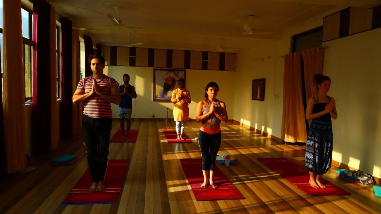 YOGA ESSENCE: Meditation Teacher Training Ashram