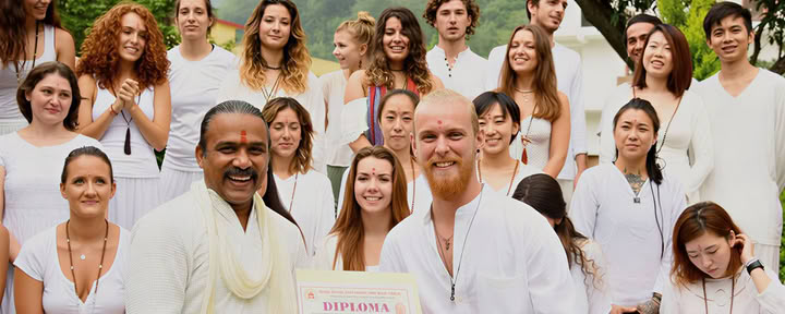 AYM YOGA SCHOOL