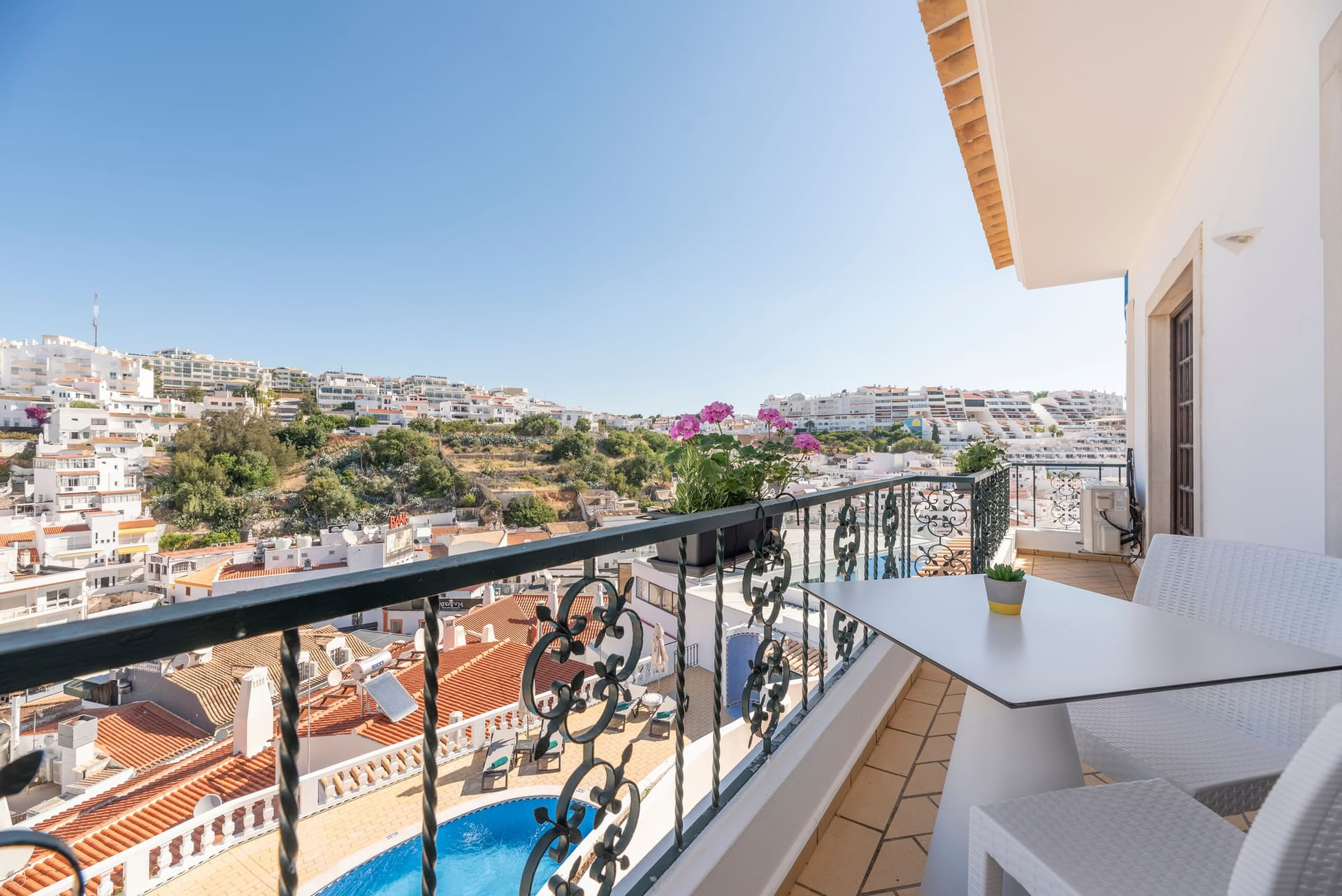 Bertolina Guest House