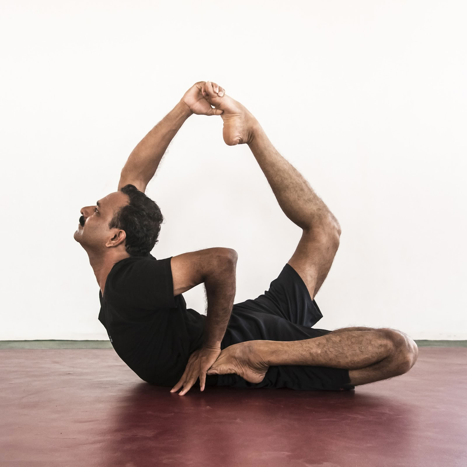 Yoga with Srinatha Mysore, India - Ashtanga | Hatha | Iyengar Yoga Teachers Training Center