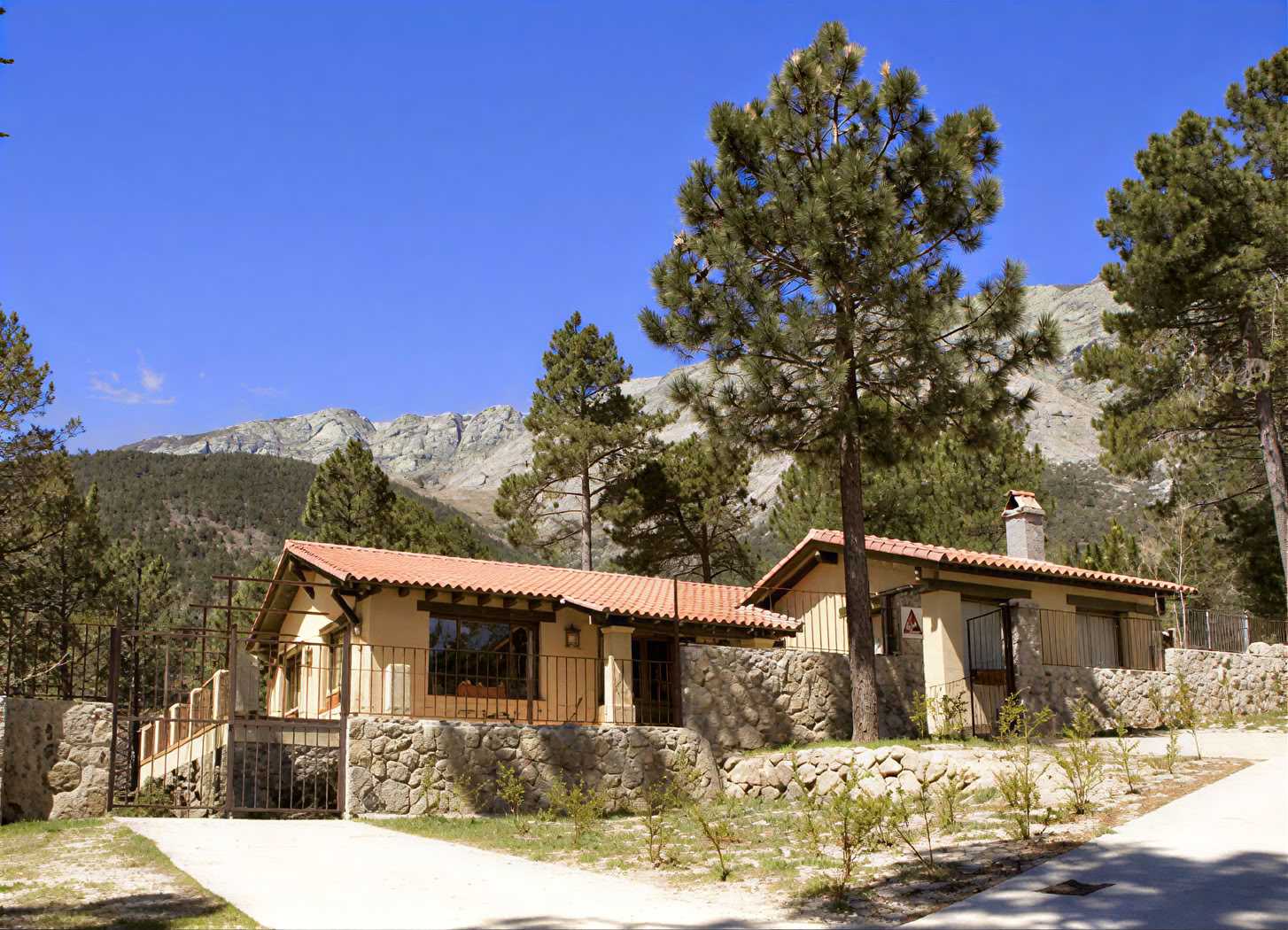 Lo Alto Rural Hotel