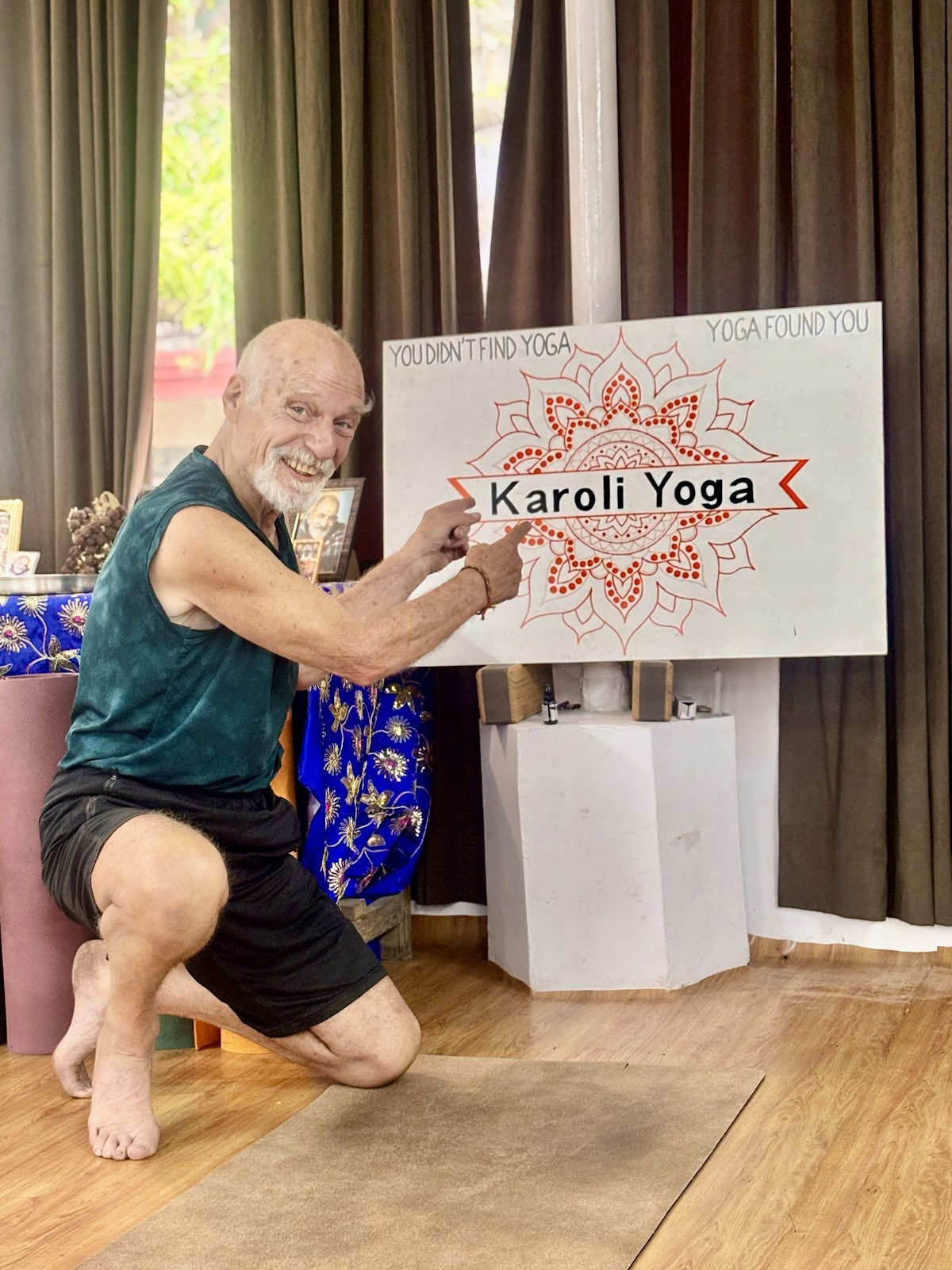 Karoli Yoga School