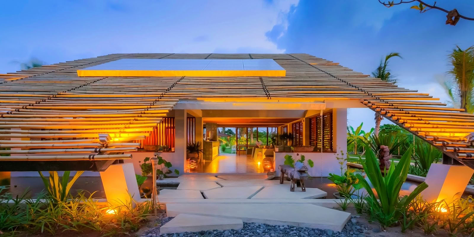 Hotel Komune and Beach Club Bali