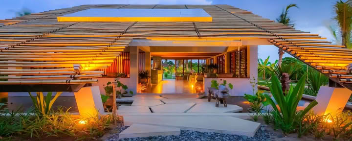 Hotel Komune and Beach Club Bali