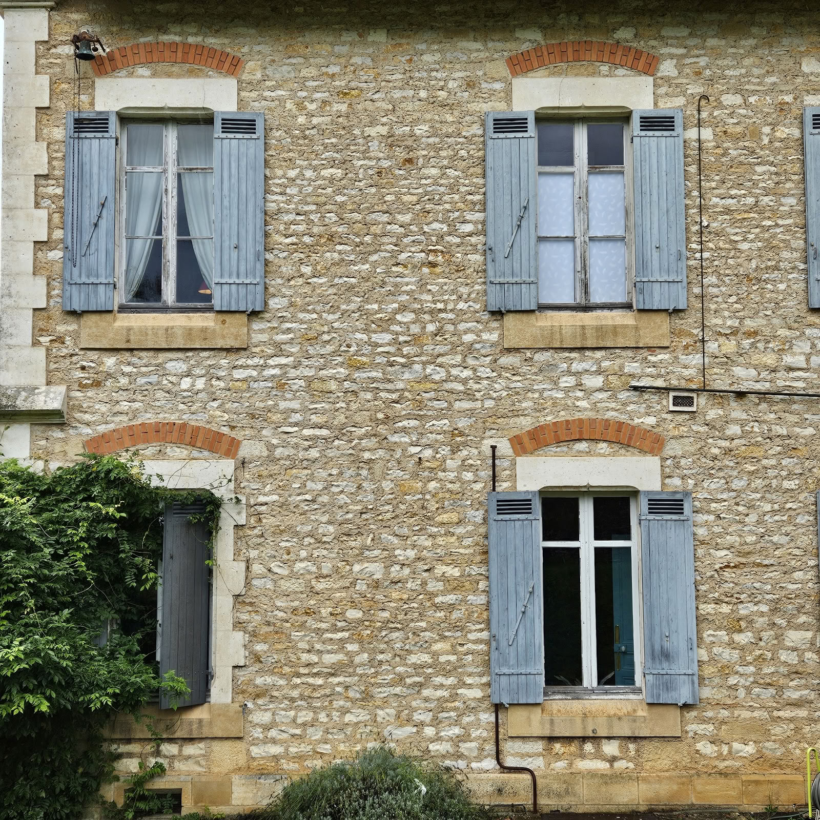 Chateau de Saint-Germain-des-Prés | Manor & Maker