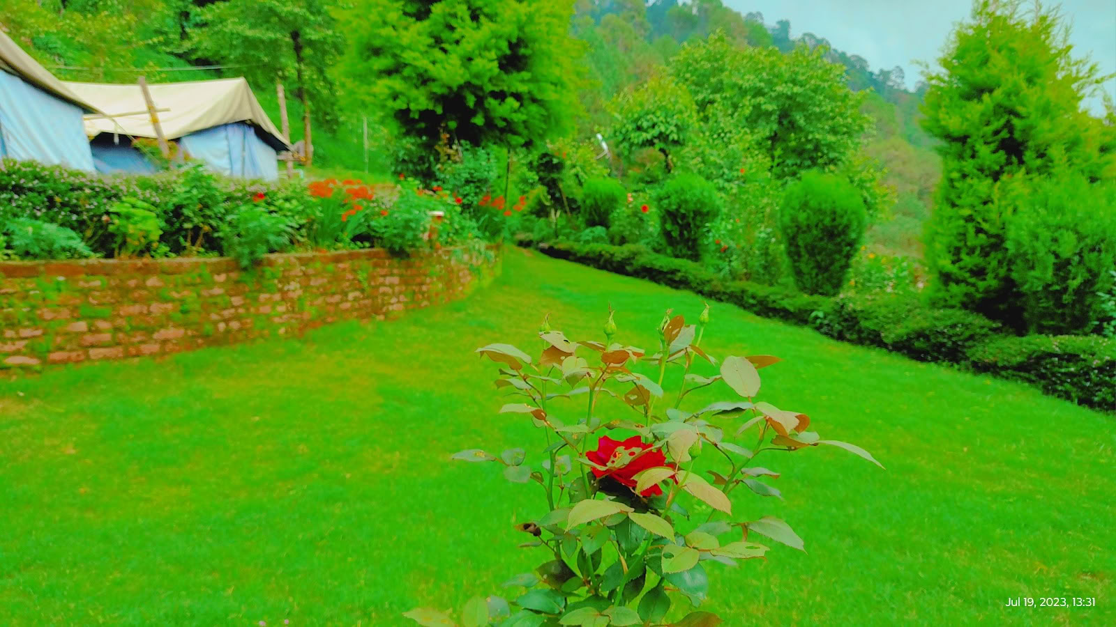 Mighty Himalayas camp