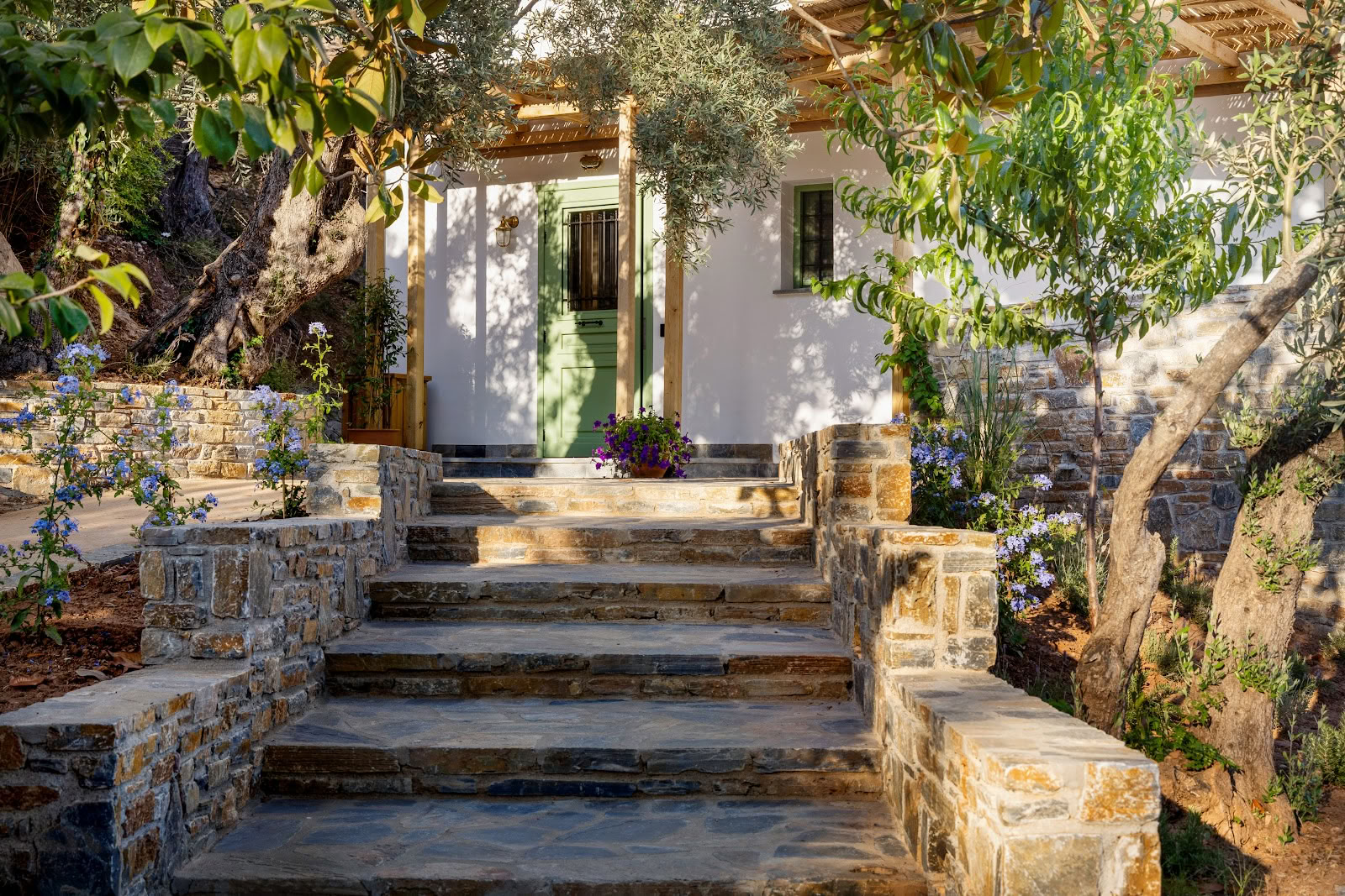 Peli Kastri Guesthouse & Retreat