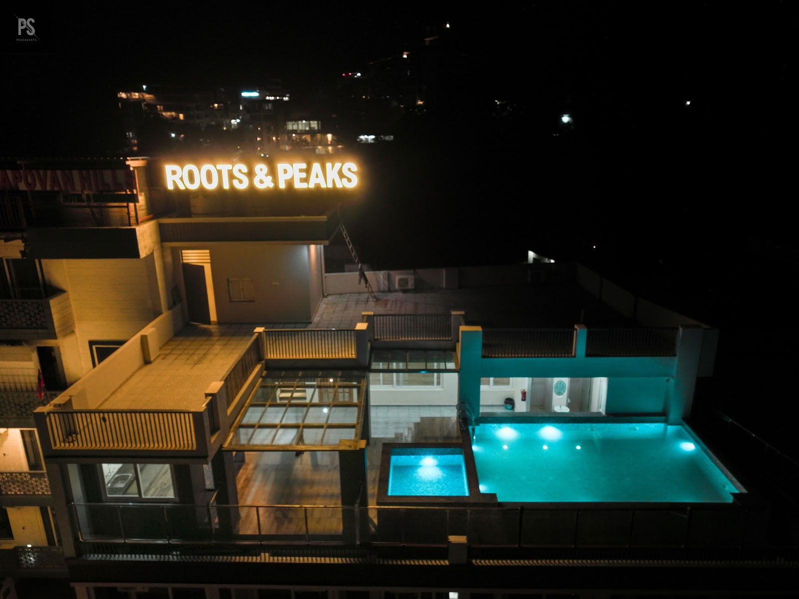 Roots & Peaks - Luxury Yoga Retreat & Boutique Hotel in Rishikesh