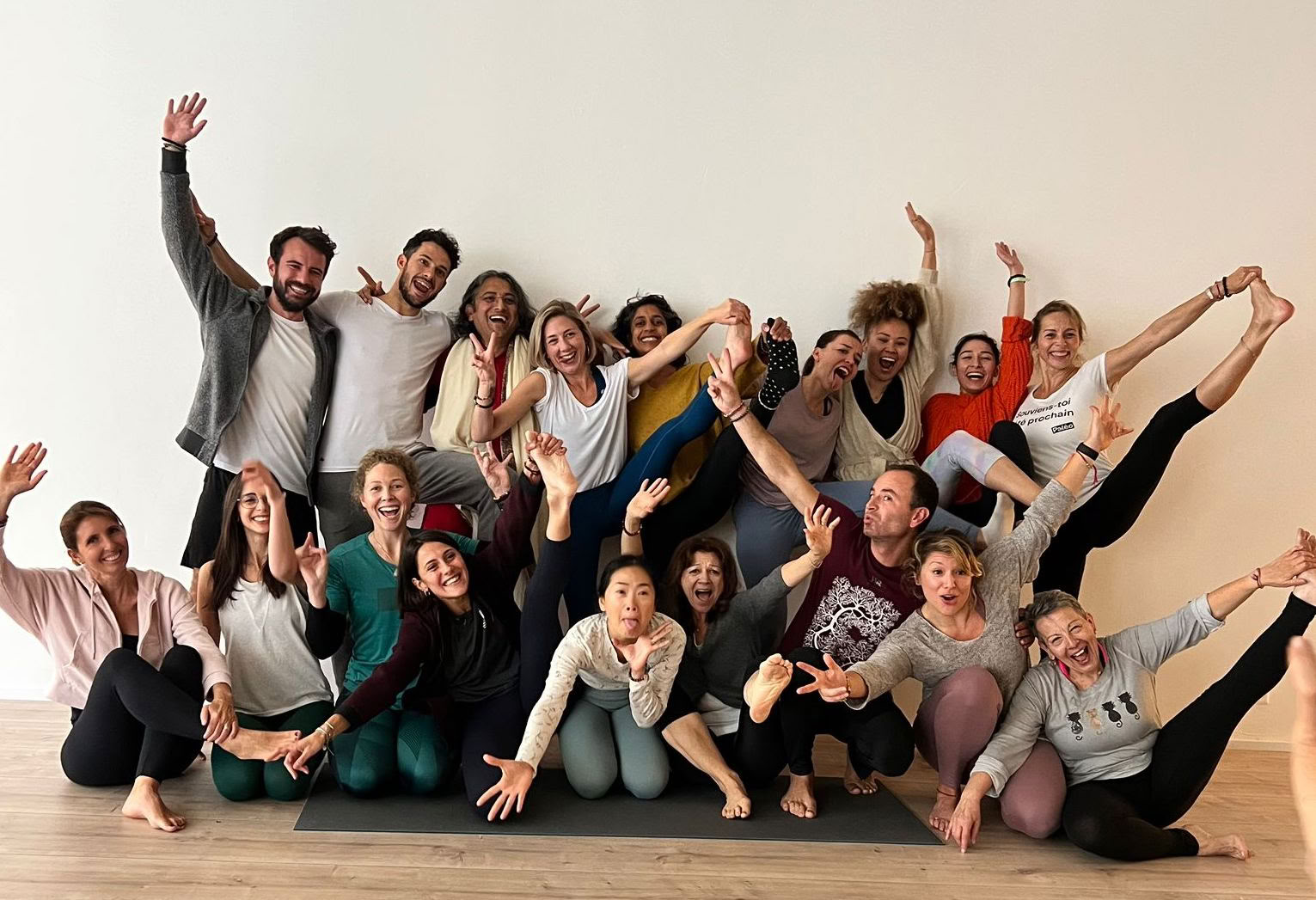 Yogalife Teacher Training