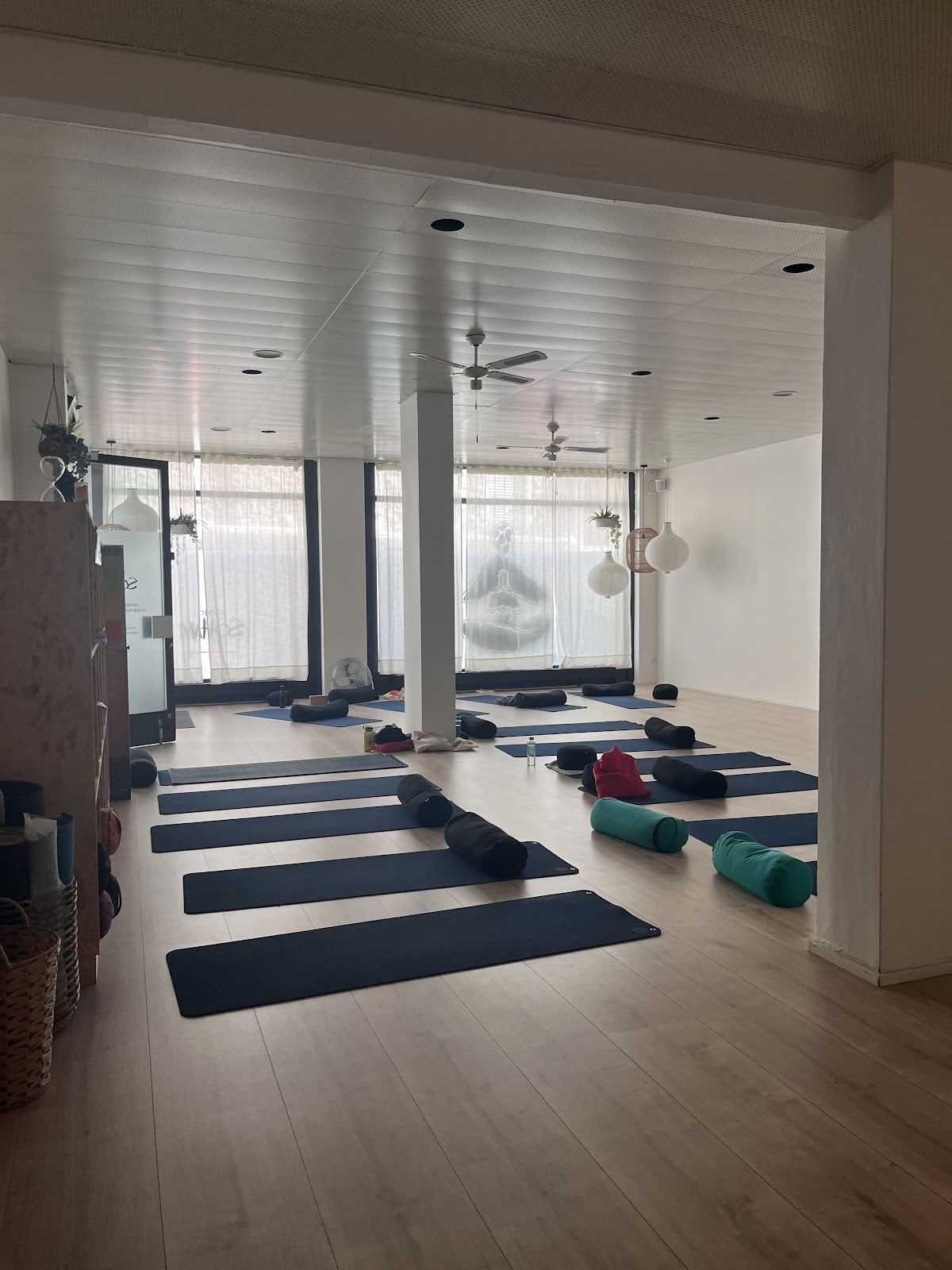 Yogalife Teacher Training