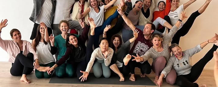 Yogalife Teacher Training