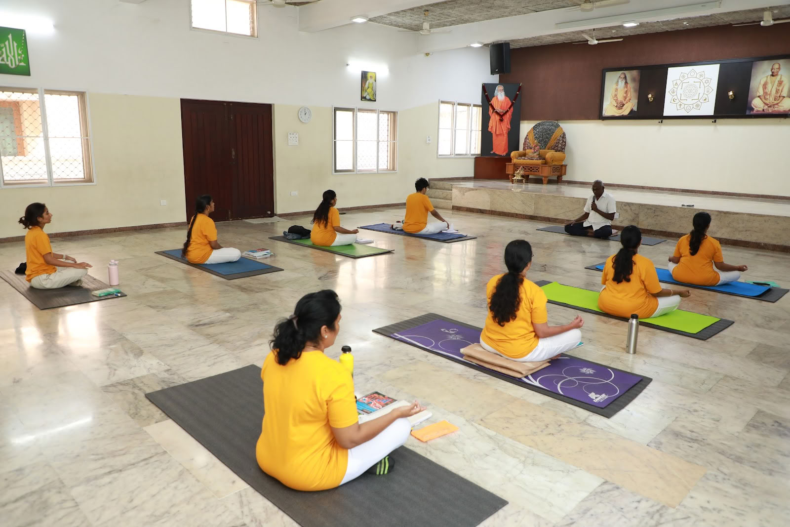 Integral Yoga Institute