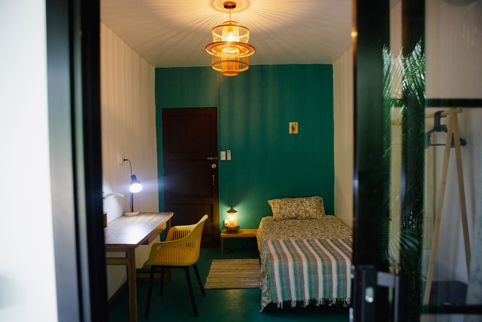 House of Om Bovy beach