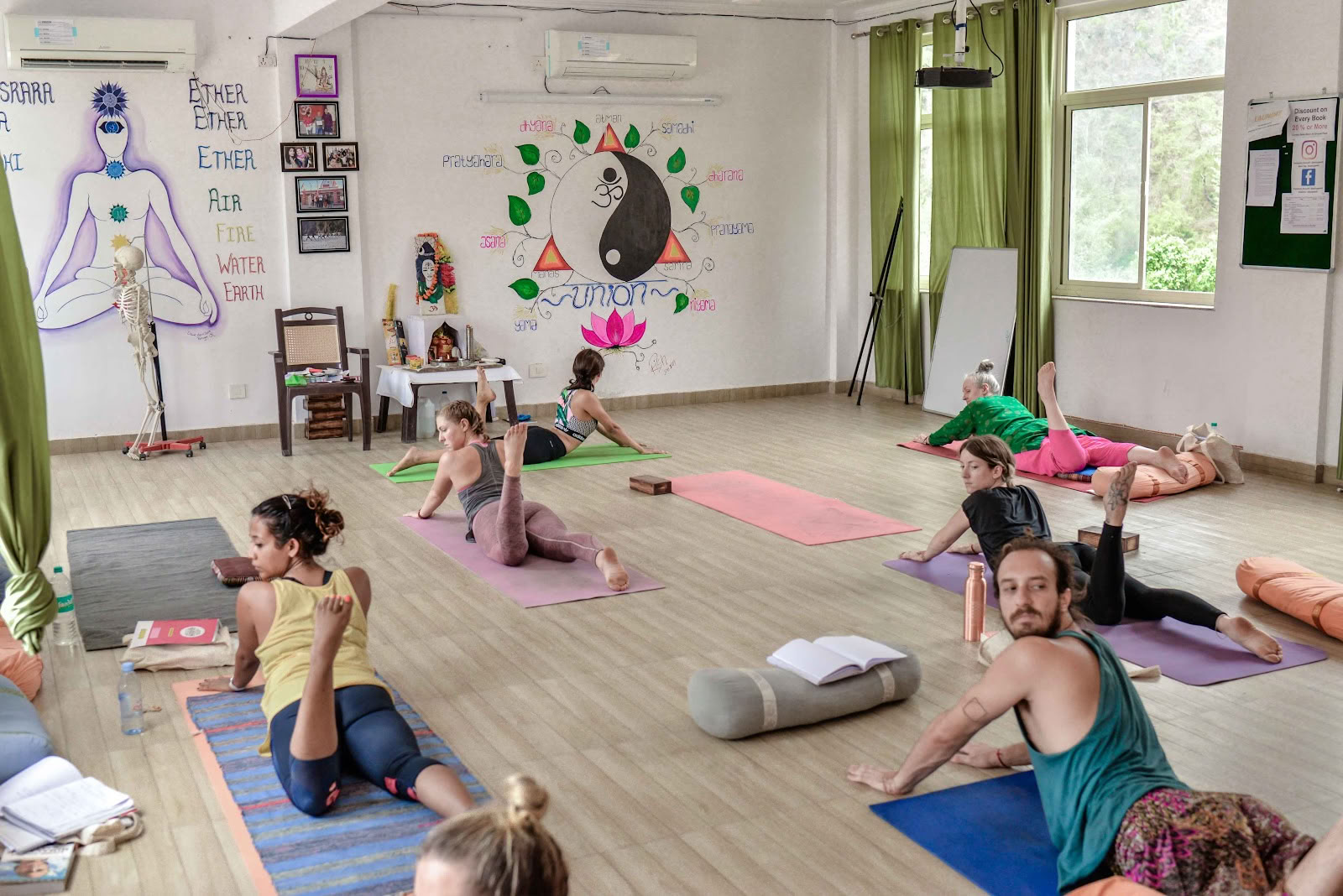 Adi Yogpeeth : 200,300,500 Yoga TTC in Rishikesh