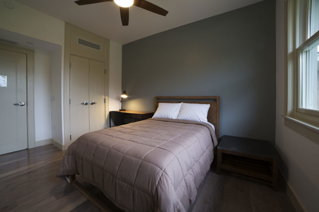 Private Room: Couple