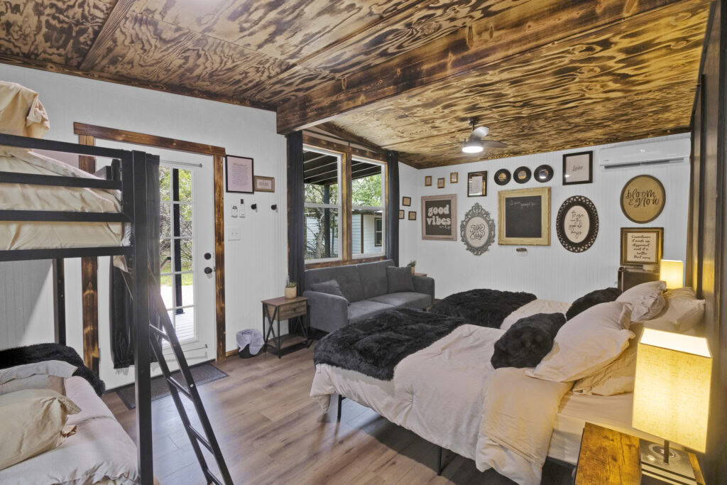 Private Tranquility Cabin Accommodation