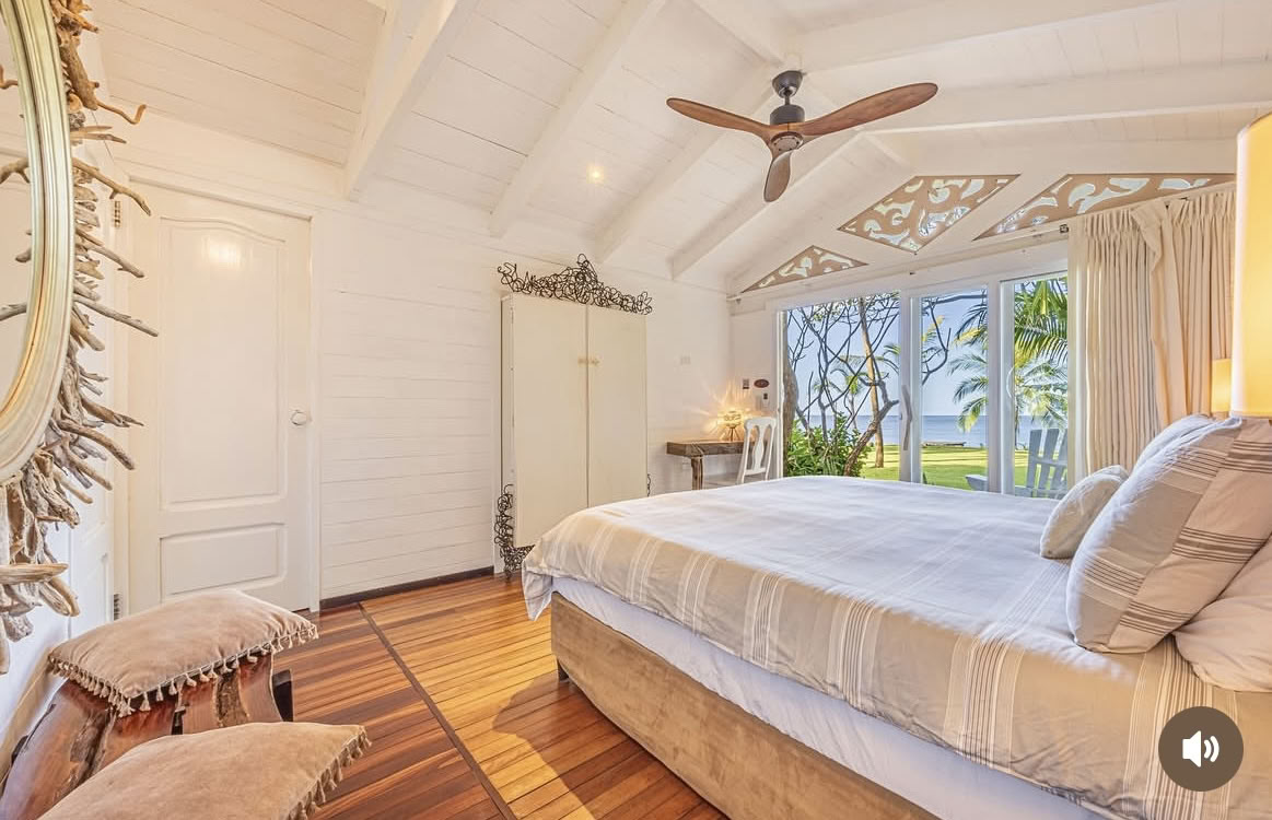 Twin Bed in 3 person room