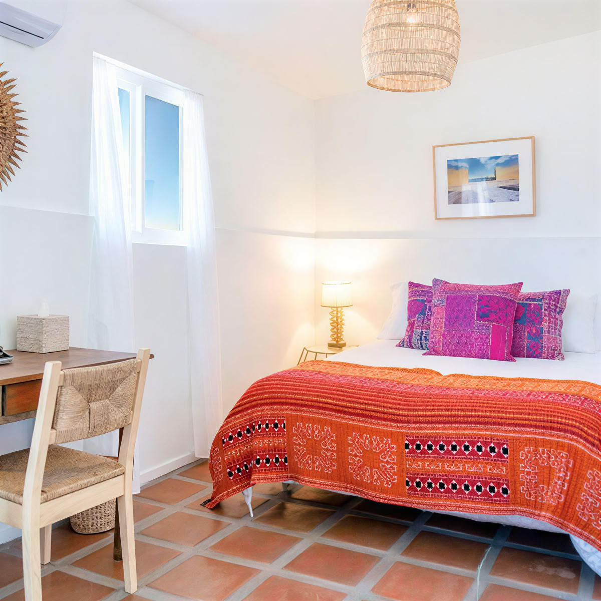 Queen Bed in Solo Ocotillo Room