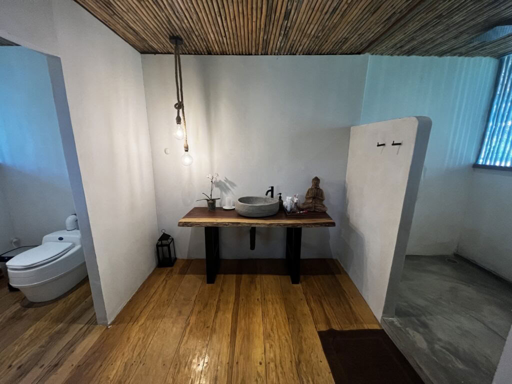 AMZ Jungle Suite Private 3WK (2ppl)
