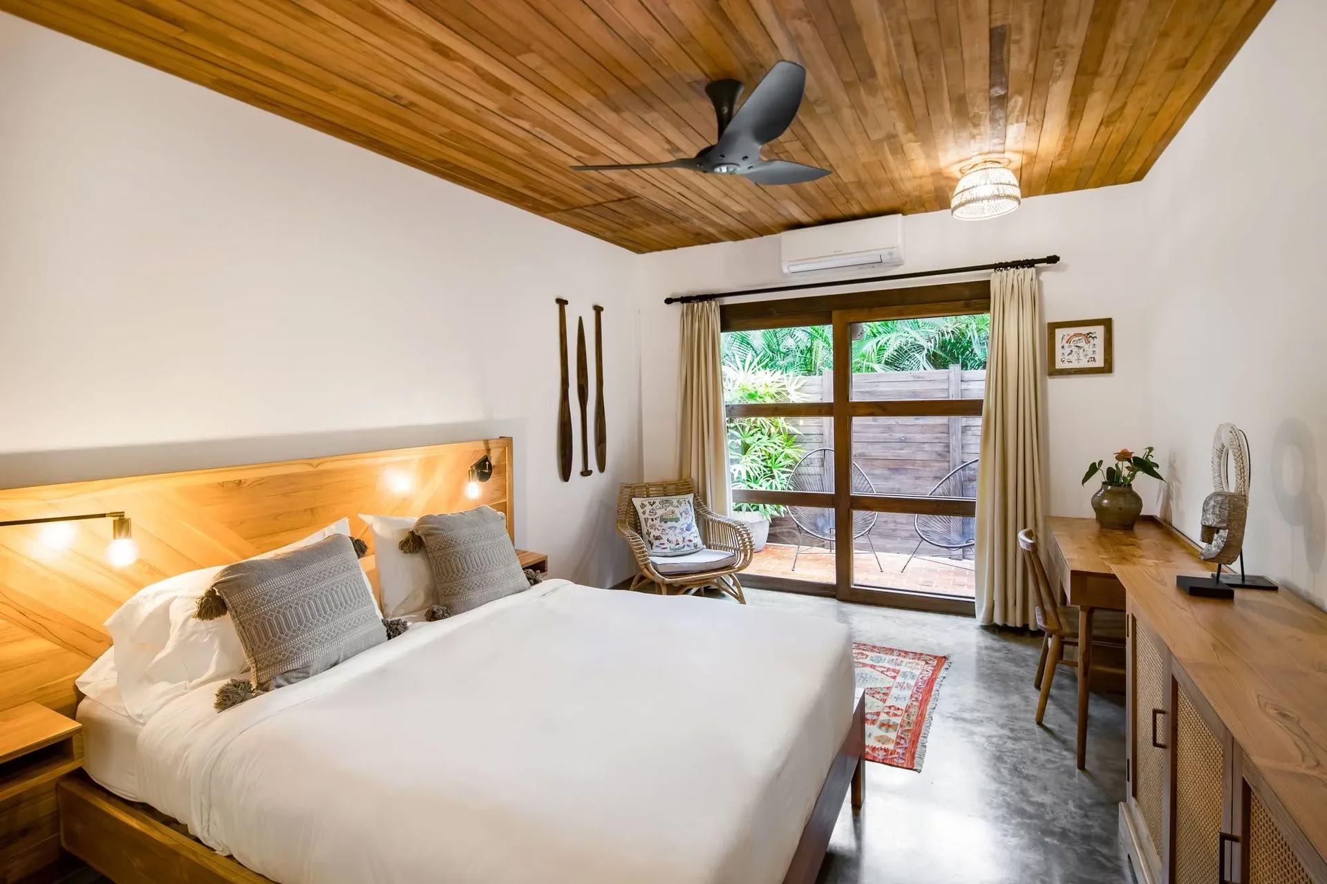 Queen Sized Room