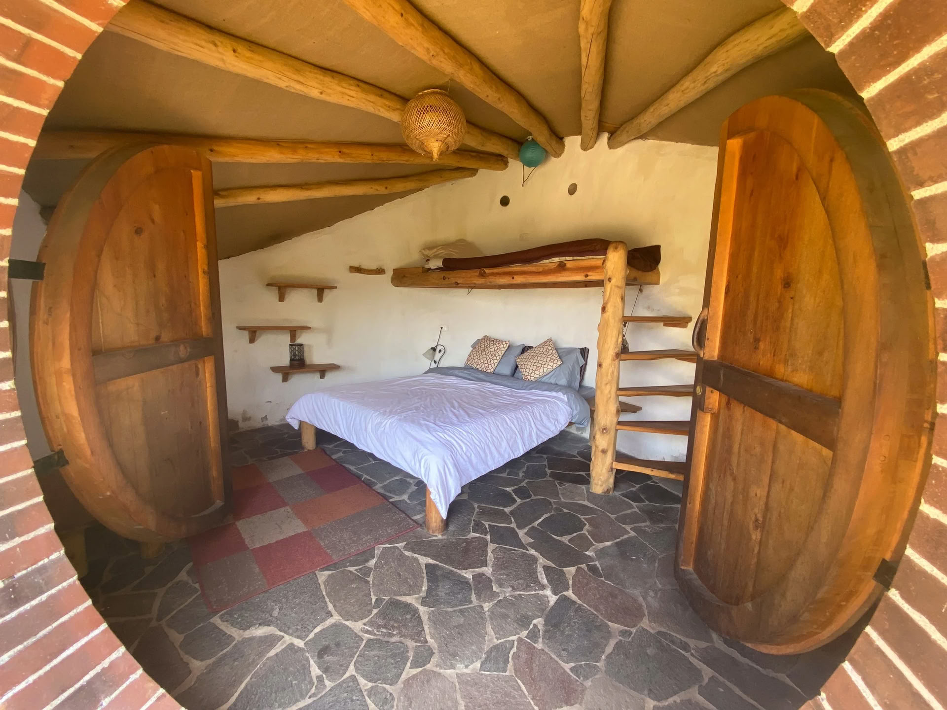 Hobbit House (Deluxe Private)