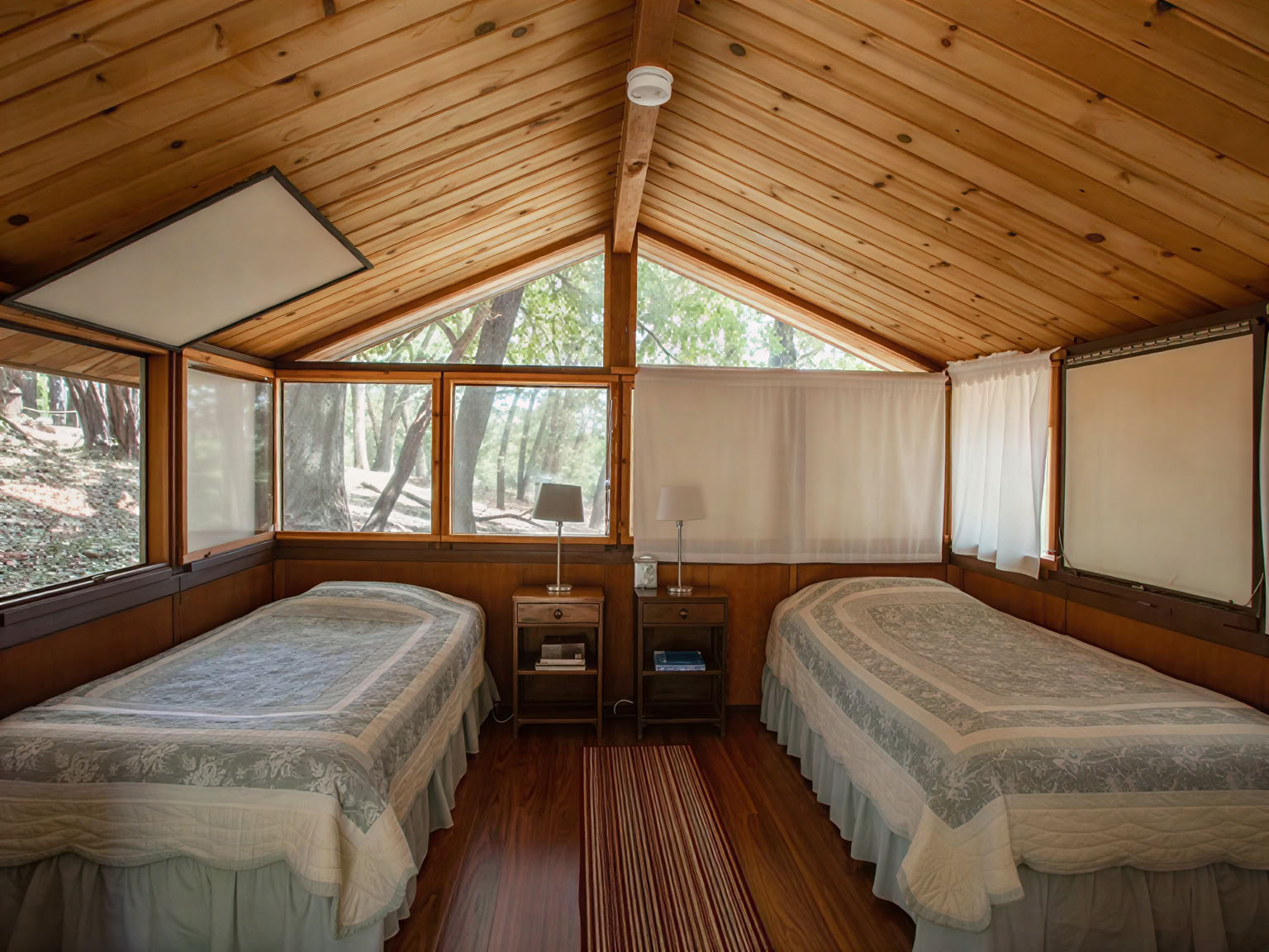 Private Cabin
