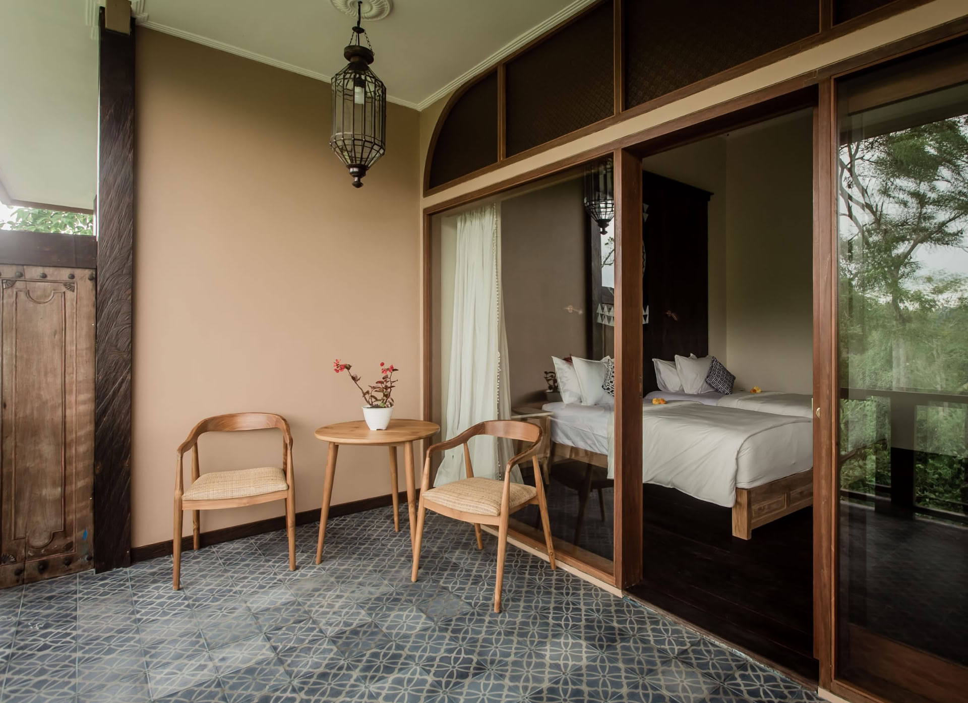 The Taj - 2 persons private room ensuite