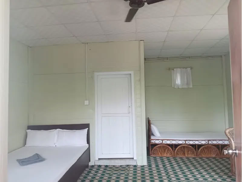 2 Sharing Room