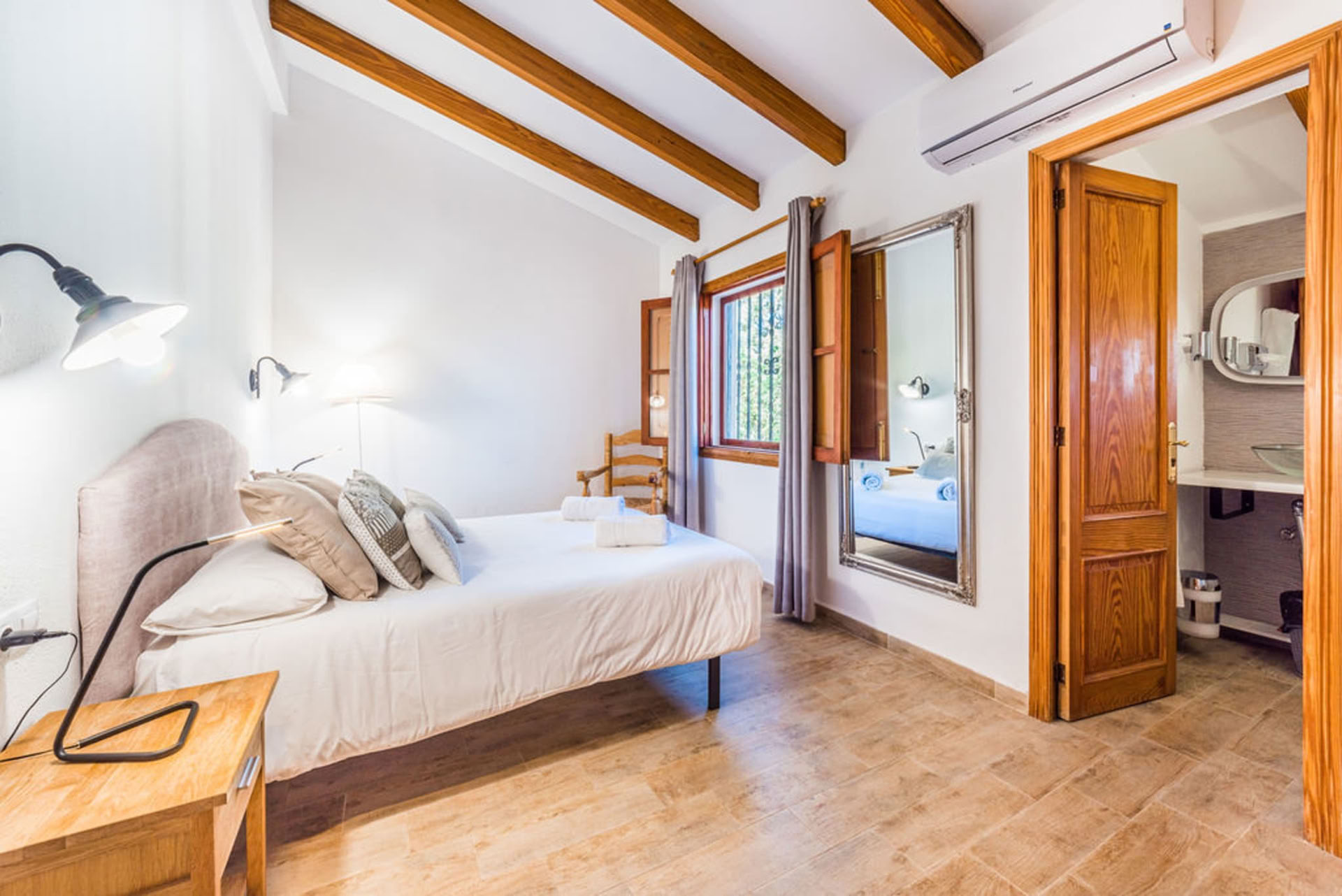 Premium Rustic Apartment with Two Private Terraces