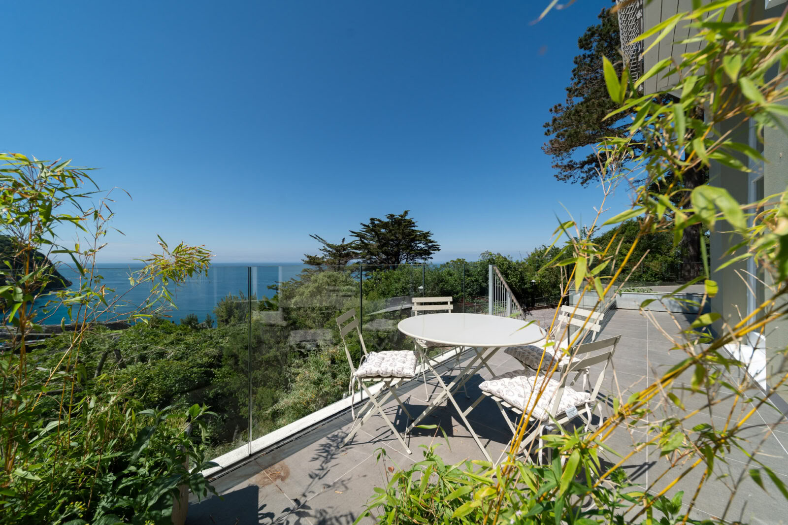 Harbour Terrace West Apartment
