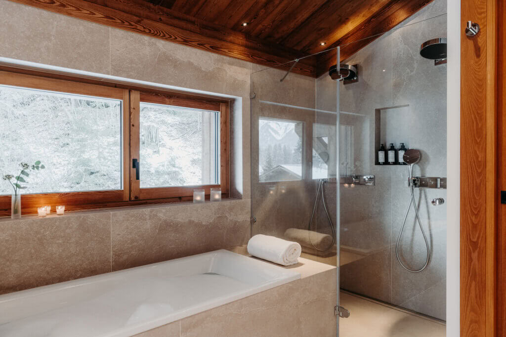Main Chalet Room 8
