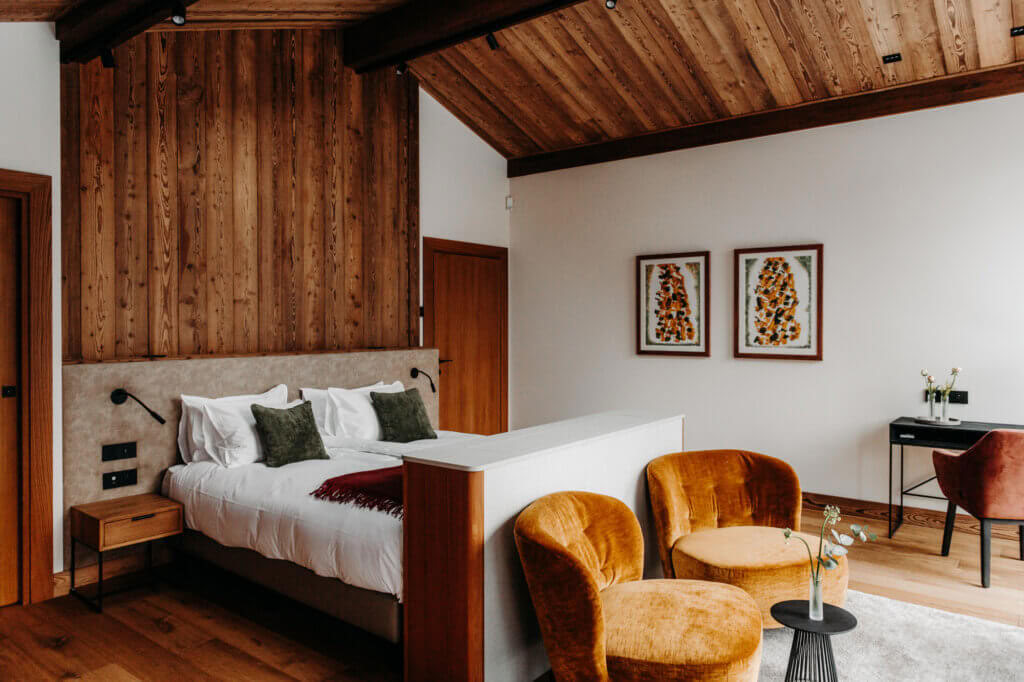 Main Chalet Room 13