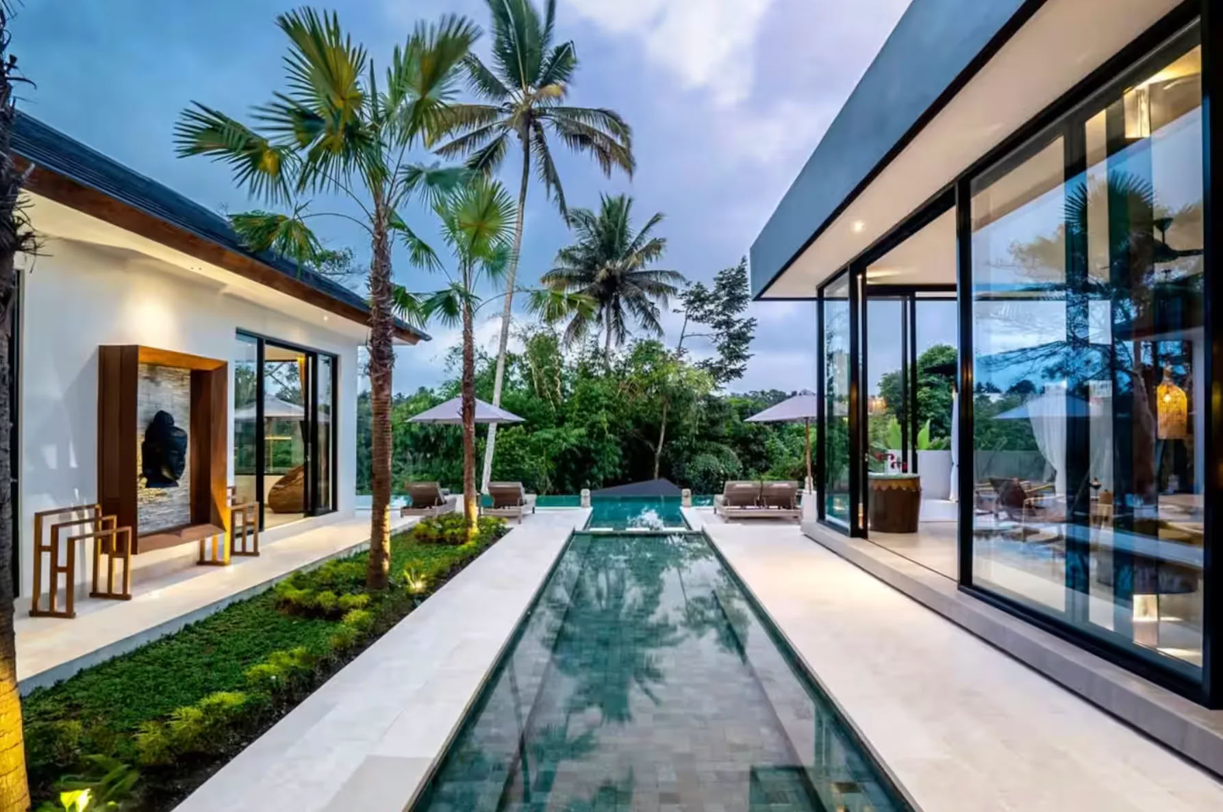 Private Villa (Single-bed shared rooms)