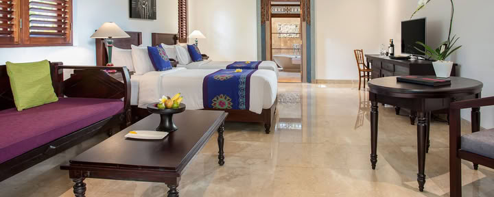 Royal Suite with Garden View