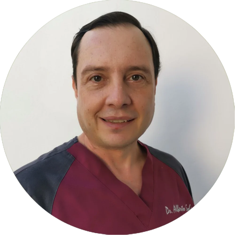 Dr. Alberto Sola