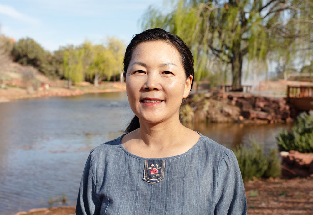 Yoon Young (Sedona Mago Center for Retreat & Wellness)